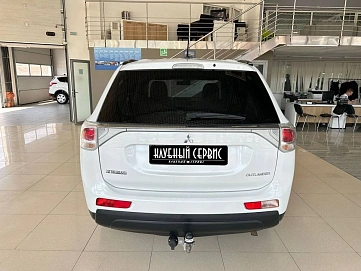 Mitsubishi Outlander, 2012г, полный привод, вариатор