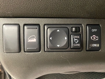 Nissan Pathfinder, 2010г, полный привод, автомат