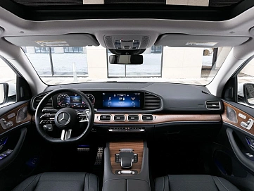 Mercedes-Benz GLS, 2025г, полный привод, автомат