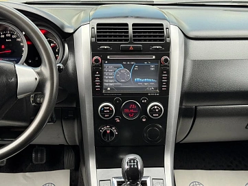 Suzuki Grand Vitara, 2013г, полный привод, механика