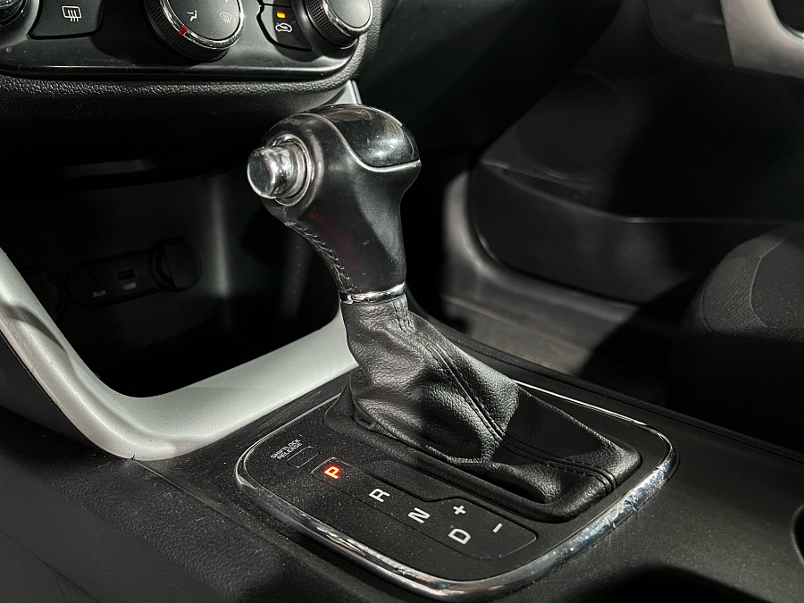 Kia Ceed, 2012г., передний привод, автомат
