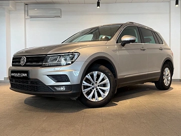 Volkswagen Tiguan, 2017г, передний привод, автомат