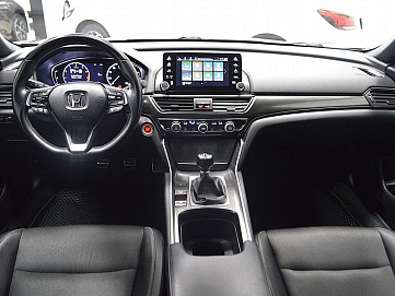 Honda Accord, 2018г, передний привод, механика
