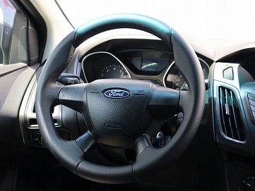 Ford Focus, 2013г, передний привод, механика