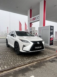 Lexus RX, 2017г, полный привод, автомат
