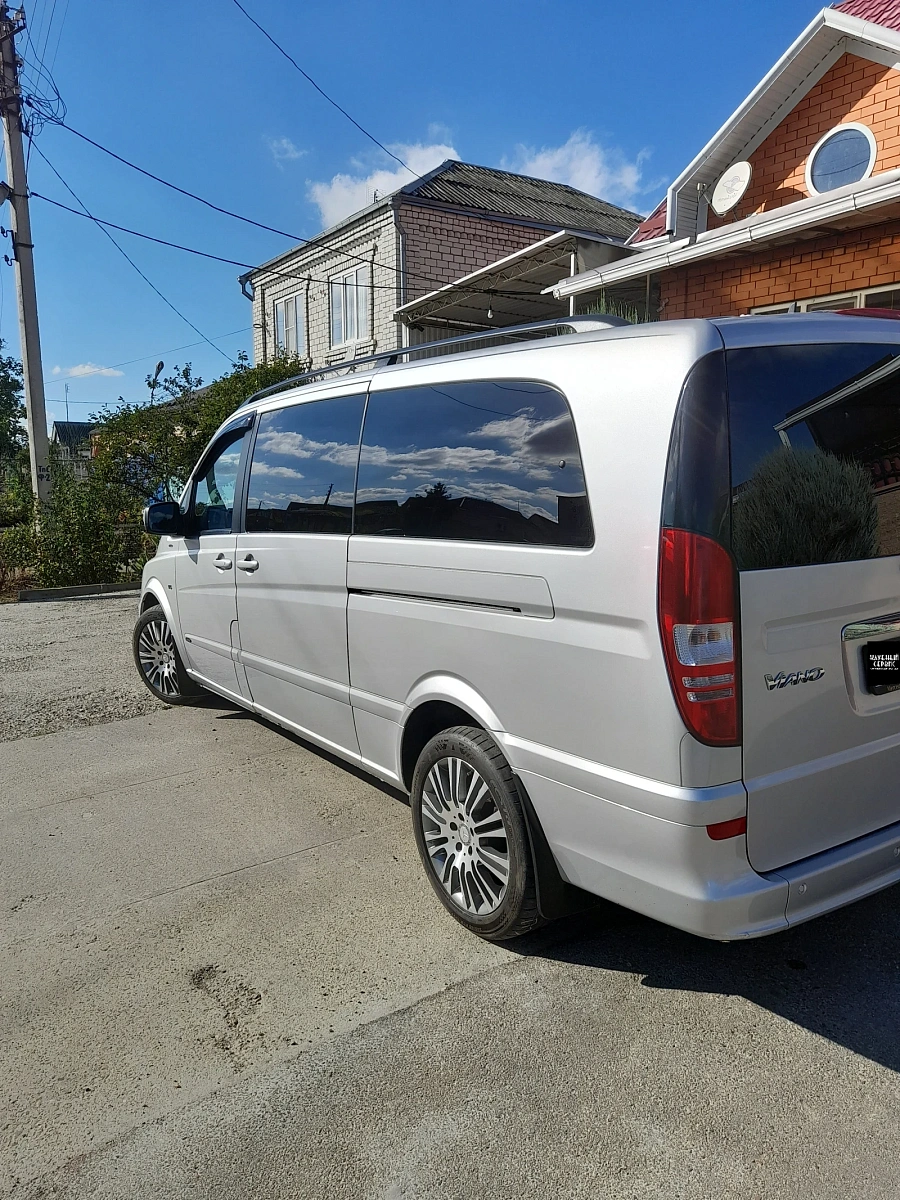 Mercedes-Benz Viano, 2012г., задний привод, автомат