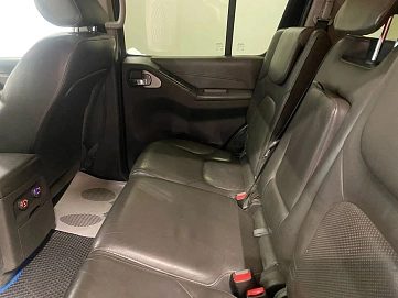 Nissan Pathfinder, 2010г, полный привод, автомат