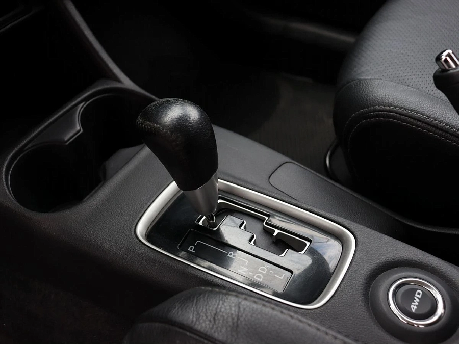 Mitsubishi Outlander, 2015г., полный привод, вариатор