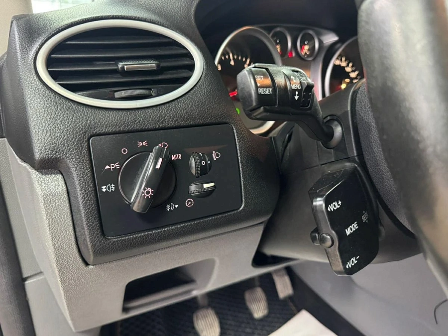 Ford Focus, 2009г., передний привод, механика