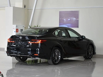 Toyota Camry, 2026г., передний привод, вариатор