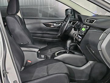 Nissan Qashqai, 2018г, передний привод, вариатор