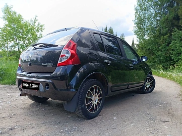 Renault Logan, 2011г, передний привод, автомат
