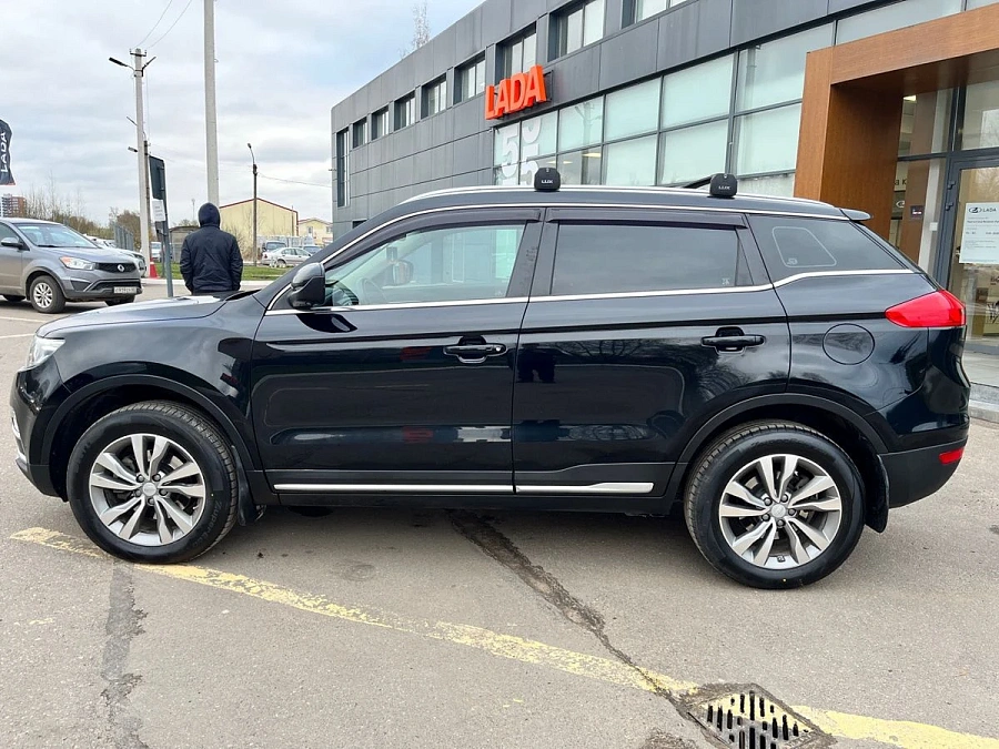 Geely Atlas, 2019г., передний привод, автомат