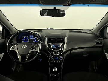 Hyundai Solaris, 2015г, передний привод, механика