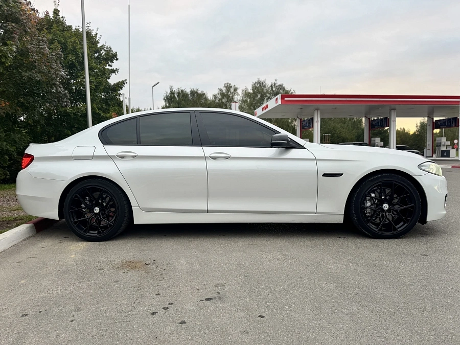 BMW 5 серии, 2014г., полный привод, автомат