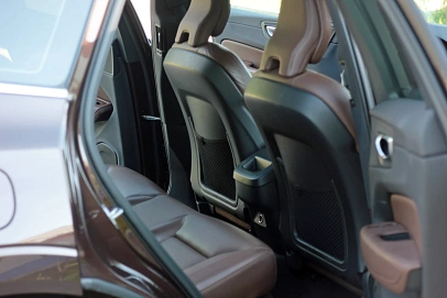 Volvo XC60, 2020г, полный привод, автомат
