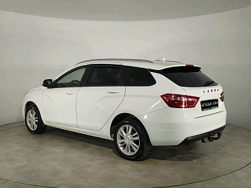 Lada (ВАЗ) Vesta, 2019г, передний привод, механика