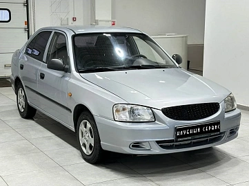 Hyundai Accent, 2008г, передний привод, автомат