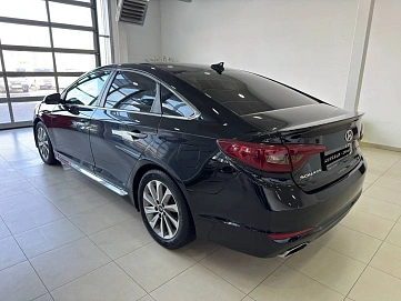 Hyundai Sonata, 2016г, передний привод, автомат