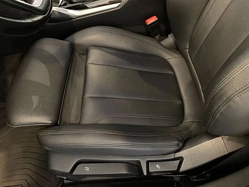BMW , 2020г., передний привод, автомат