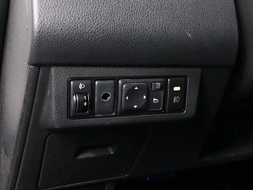Nissan Tiida, 2013г., передний привод, механика