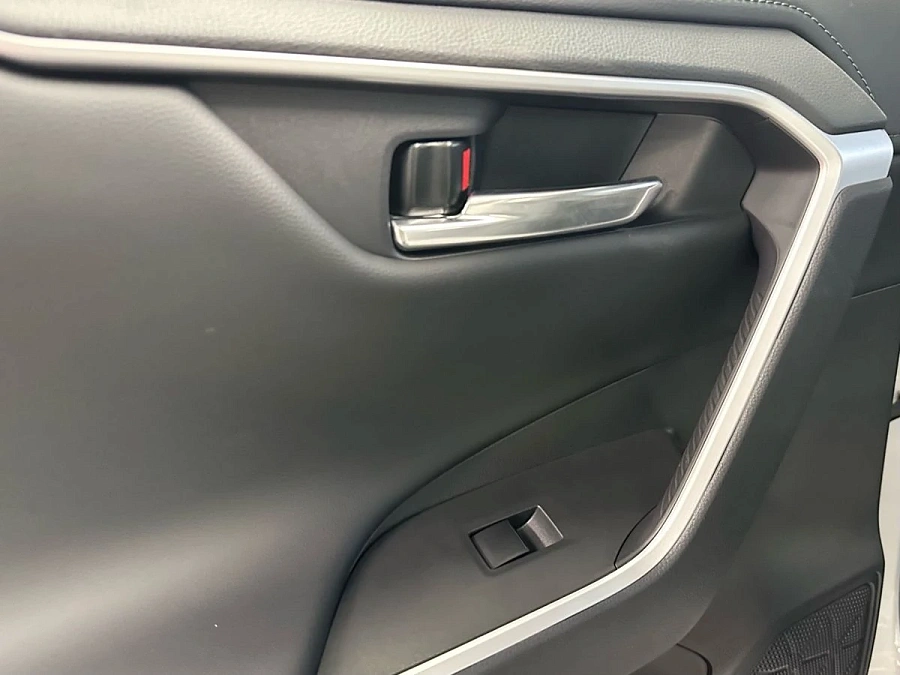 Toyota RAV4, 2025г., полный привод, вариатор