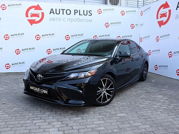 Toyota Camry, 2021г., передний привод, автомат