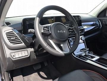 Kia Seltos, 2024г, передний привод, вариатор