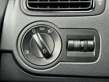 Volkswagen Polo, 2013г, передний привод, автомат