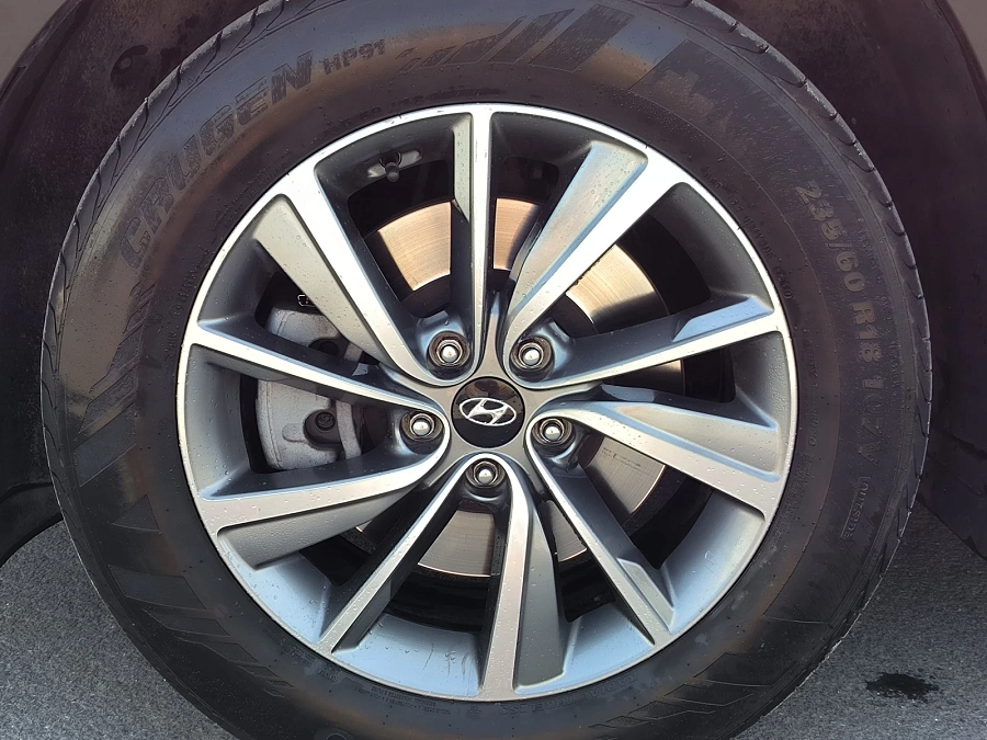 Hyundai Santa Fe, 2019г., полный привод, автомат
