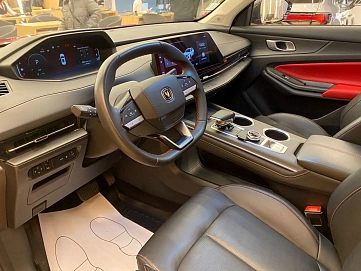 Changan , 2023г., передний привод, робот