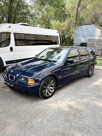 BMW 3 серии, 1998г, задний привод, механика