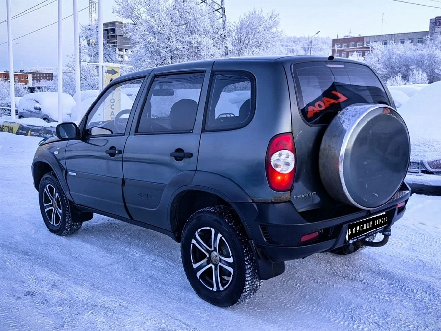 Chevrolet Niva, 2011г., полный привод, механика