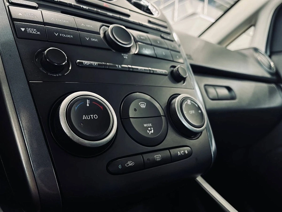 Mazda CX-7, 2011г., передний привод, автомат