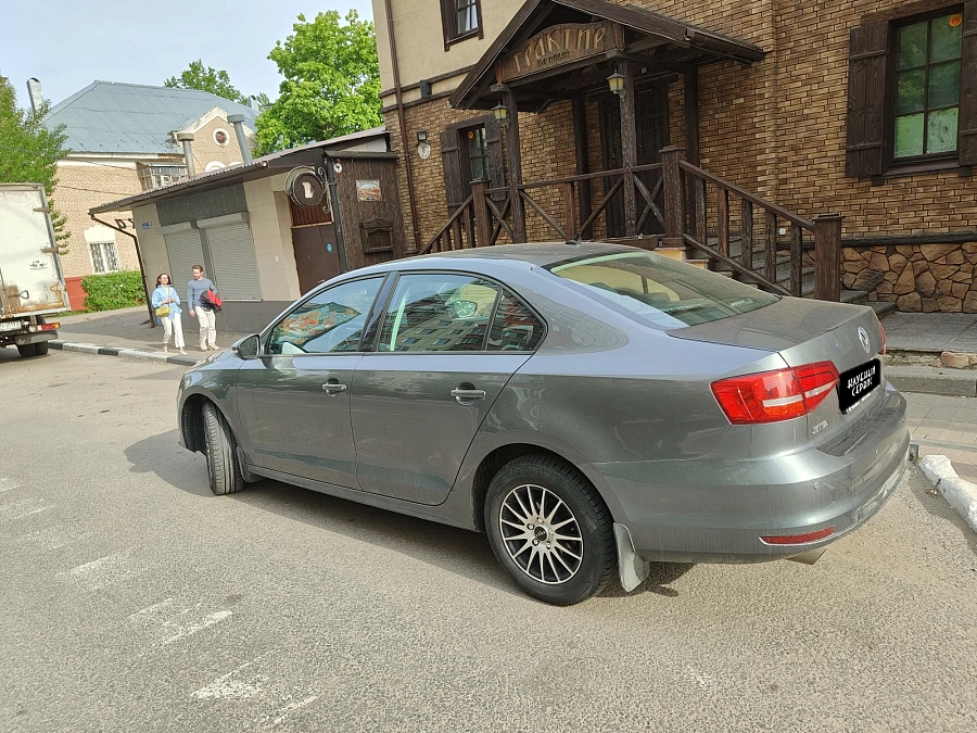 Volkswagen Jetta, 2015г., передний привод, автомат