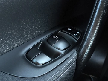 Nissan Qashqai, 2014г, передний привод, вариатор