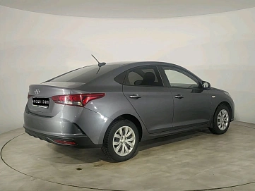 Hyundai Solaris, 2021г, передний привод, автомат