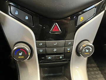 Chevrolet Cruze, 2013г, передний привод, механика