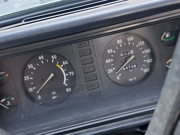 Lada (ВАЗ) 2107, 2003г, передний привод, механика