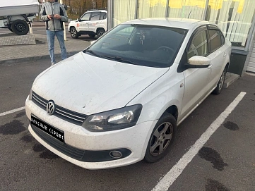 Volkswagen Polo, 2014г, передний привод, механика