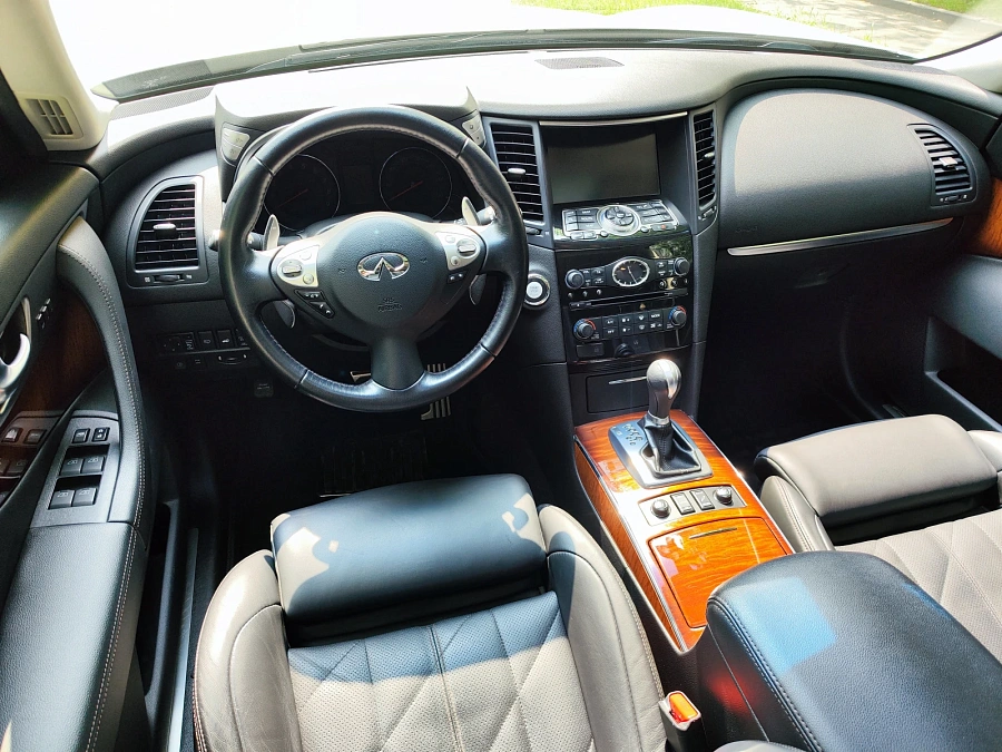 Infiniti FX, 2011г., полный привод, автомат