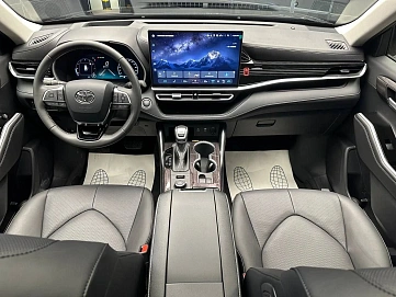 Toyota Highlander, 2025г, полный привод, автомат