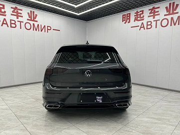 Volkswagen Golf, 2021г, передний привод, робот