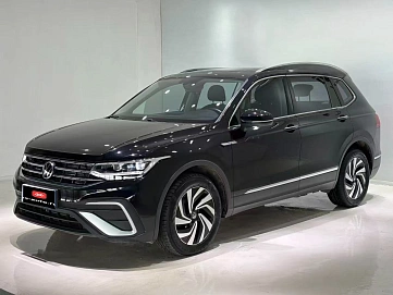Volkswagen Tiguan, 2022г, передний привод, робот