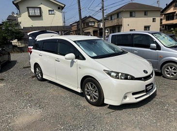 Toyota Wish, 2012г, полный привод, вариатор