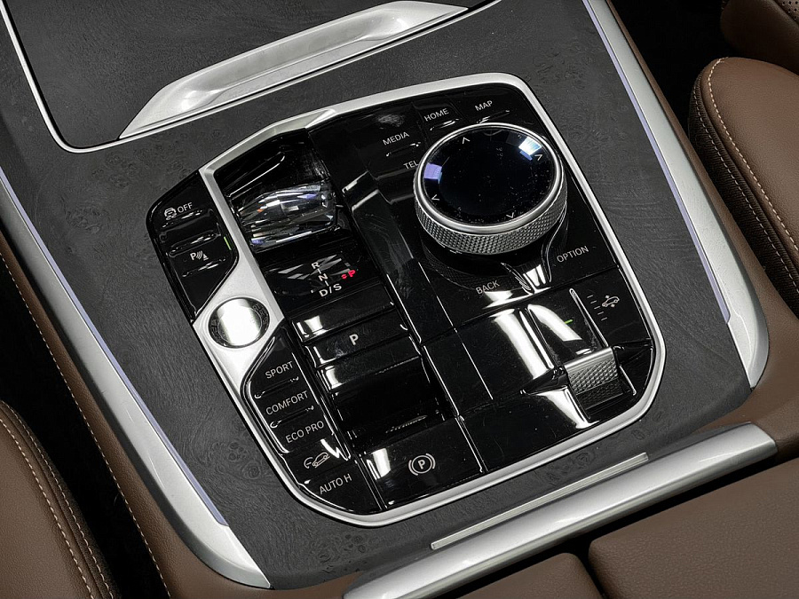 BMW X7, 2023г., полный привод, автомат