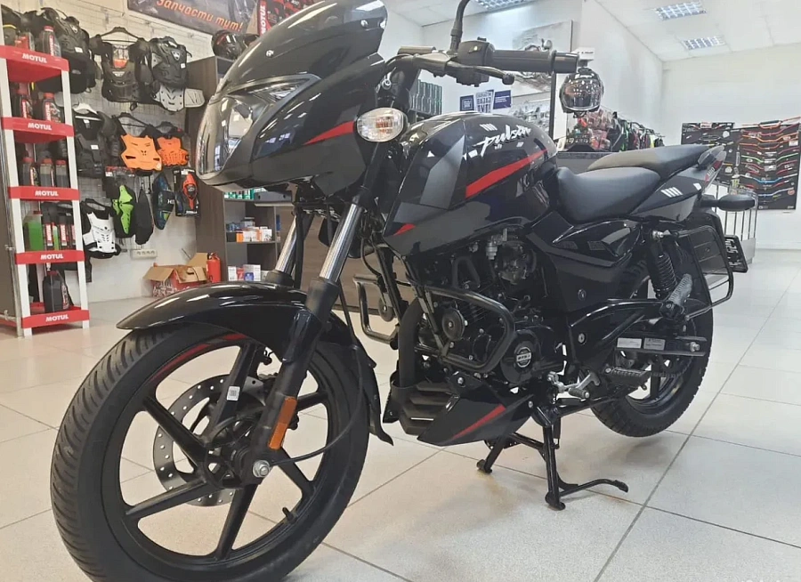 Bajaj Pulsar 180, 2025г.
