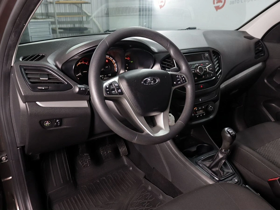 Lada (ВАЗ) Vesta, 2020г., передний привод, механика