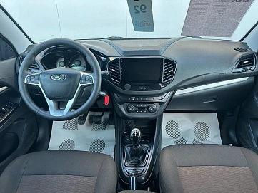 Lada (ВАЗ) Vesta, 2019г, передний привод, механика
