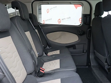 Ford Tourneo Custom, 2017г, передний привод, механика